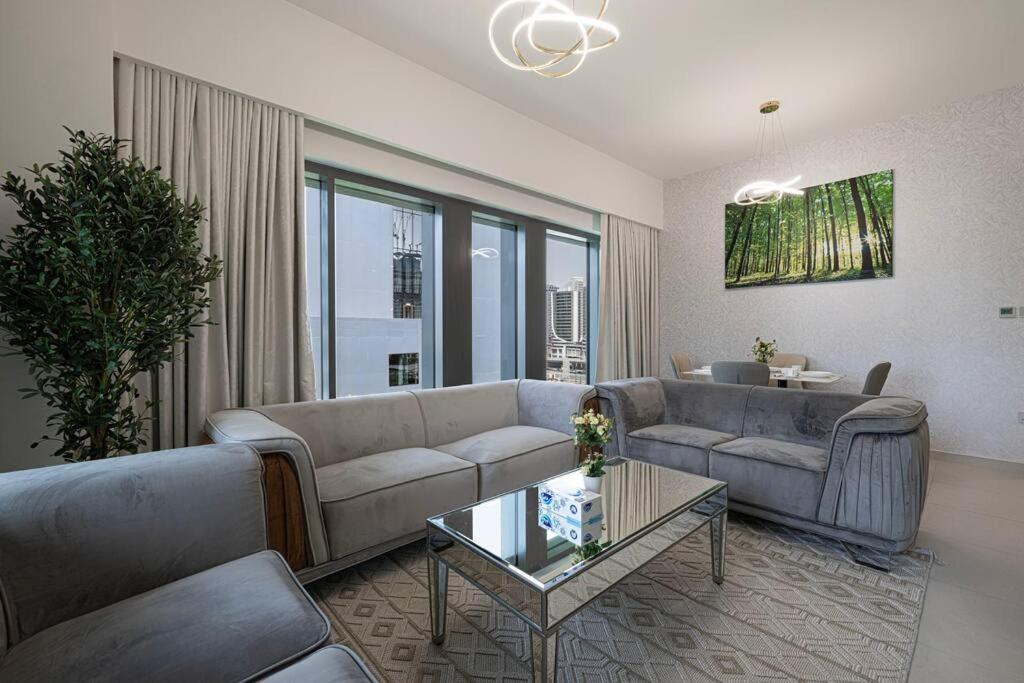 2 Bedroom Luxury Full Burj Views Appartement